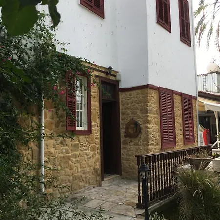住宿加早餐酒店 Palm Garden 尼科西亚