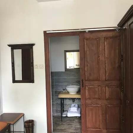 住宿加早餐酒店 Palm Garden 尼科西亚
